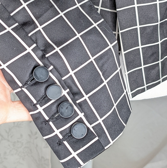 ☀️Forever 21 plaid blazer jacket Small black White checks geometric - Picture 7 of 16